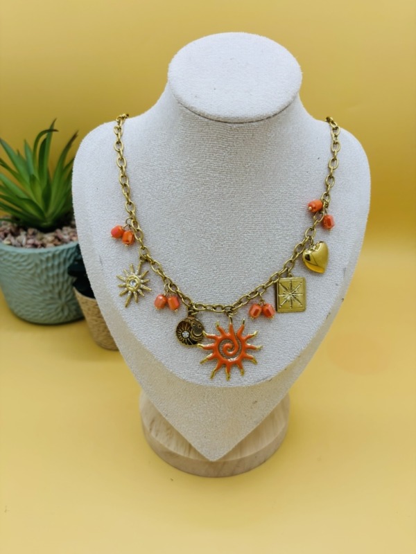 Collier orange