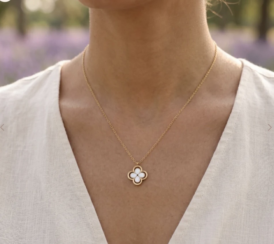 collier fleur